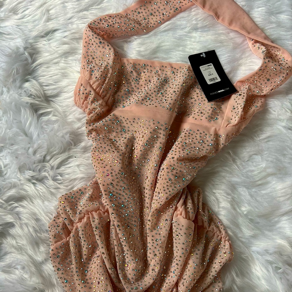 *NWT* Pink midi dress - FN - size small